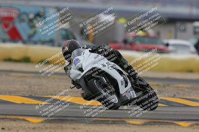 media/Jan-15-2023-SoCal Trackdays (Sun) [[c1237a034a]]/Turn 2 Set 2 (1155am)/